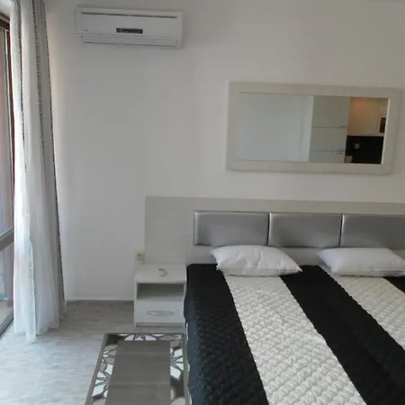 Apartman Chateau Del Marina Plus *
